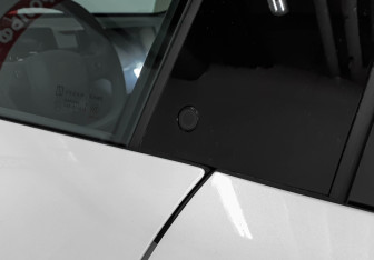 Подержанный автомобиль Zeekr X 2023 года (24 фото)