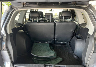 Подержанный автомобиль Mitsubishi Outlander 2012 года (17 фото)