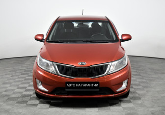 Подержанный автомобиль Kia Rio Hatchback 2014 года (2 фото)