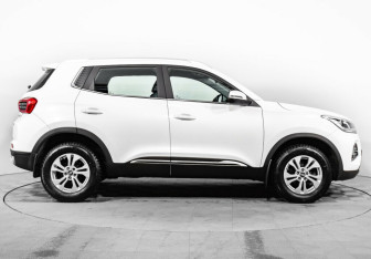 Подержанный автомобиль Chery Tiggo 4 Pro 2023 года (3 фото)