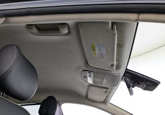 Подержанный автомобиль Genesis G90 2022 года (24 фото)