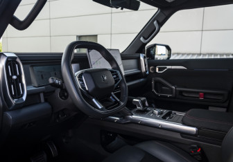 Подержанный автомобиль Jetour T2 2024 года (9 фото)