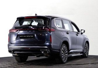 Подержанный автомобиль Exeed VX 2023 года (3 фото)