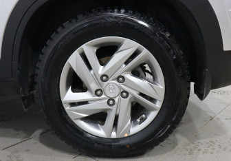 Подержанный автомобиль Hyundai Creta 2021 года (9 фото)