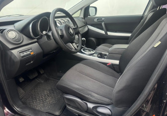 Подержанный автомобиль Mazda CX-7 2008 года (9 фото)