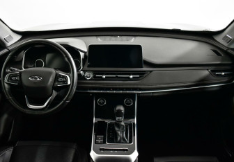 Подержанный автомобиль Chery Tiggo 8 2021 года (14 фото)