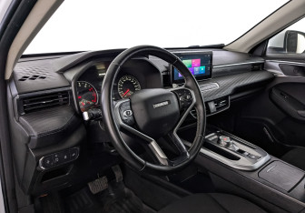Подержанный автомобиль Haval Jolion 2023 года (14 фото)