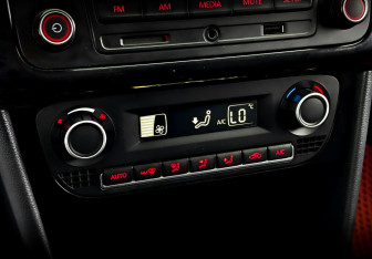 Подержанный автомобиль Volkswagen Polo Sedan 2018 года (25 фото)