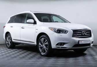 Подержанный автомобиль Infiniti QX60 2014 года (3 фото)
