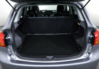 Подержанный автомобиль Mitsubishi ASX 2013 года (16 фото)