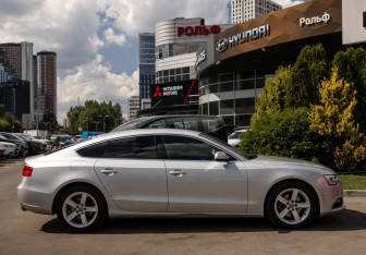 Подержанный автомобиль Audi A5 Liftback 2013 года (3 фото)