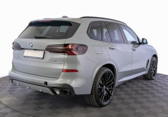 Новый BMW X5 2026 (2 фото)