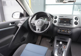 Подержанный автомобиль Volkswagen Tiguan 2013 года (13 фото)