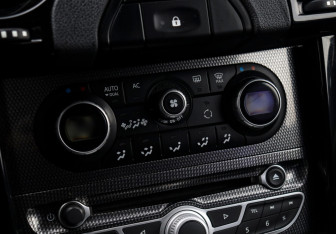 Подержанный автомобиль Renault Koleos 2012 года (18 фото)