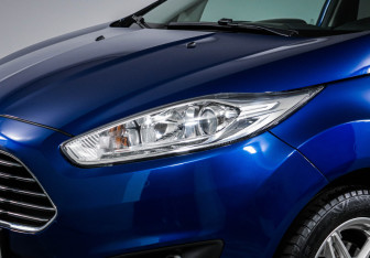 Подержанный автомобиль Ford Fiesta Hatchback 2015 года (16 фото)