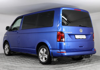 Подержанный автомобиль Volkswagen Caravelle 2020 года (6 фото)