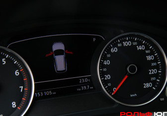 Подержанный автомобиль Volkswagen Touareg 2012 года (8 фото)