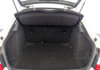 Подержанный автомобиль Skoda Octavia Liftback 2020 года (10 фото)