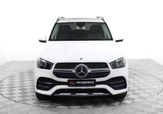 Подержанный автомобиль Mercedes-Benz GLE 2019 года (2 фото)
