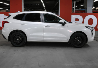 Подержанный автомобиль Haval Jolion 2023 года (4 фото)