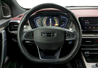 Подержанный автомобиль Geely Coolray 2023 года (27 фото)