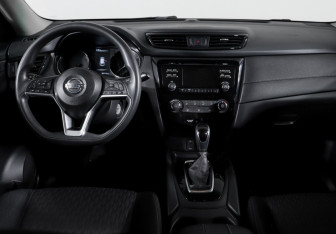 Подержанный автомобиль Nissan Rogue 2016 года (13 фото)