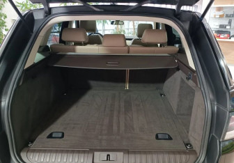 Подержанный автомобиль Land Rover Range Rover Sport 2014 года (19 фото)