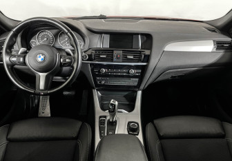 Подержанный автомобиль BMW X4 2018 года (12 фото)