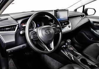 Новый Toyota Corolla Sedan 2023 (13 фото)