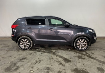 Подержанный автомобиль Kia Sportage 2014 года (8 фото)