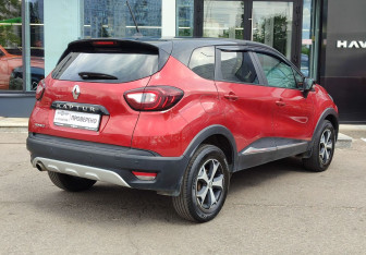 Подержанный автомобиль Renault Kaptur 2020 года (5 фото)
