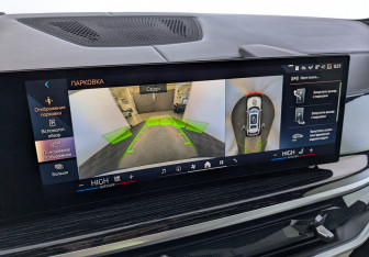 Подержанный автомобиль BMW X7 2023 года (30 фото)