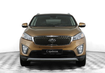 Подержанный автомобиль Kia Sorento 2017 года (2 фото)