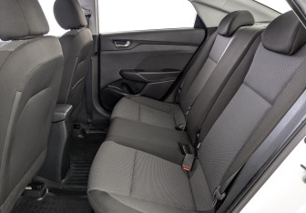 Подержанный автомобиль Hyundai Solaris Sedan 2020 года (18 фото)