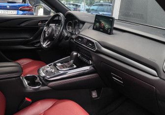 Подержанный автомобиль Mazda CX-9 2021 года (10 фото)