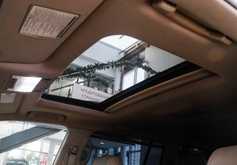 Подержанный автомобиль Toyota Land Cruiser Suv 2009 года (14 фото)