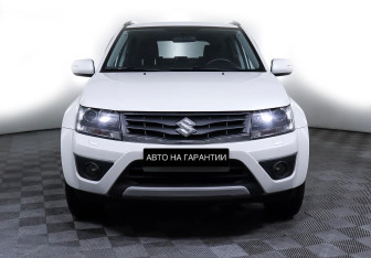 Подержанный автомобиль Suzuki Grand Vitara 2014 года (2 фото)