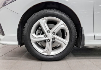 Подержанный автомобиль Hyundai Sonata 2019 года (19 фото)