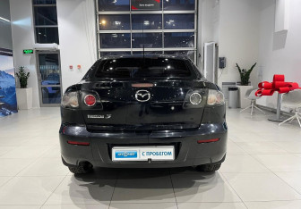 Подержанный автомобиль Mazda 3 Sedan 2008 года (5 фото)