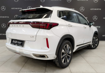 Подержанный автомобиль Exeed LX 2022 года (5 фото)