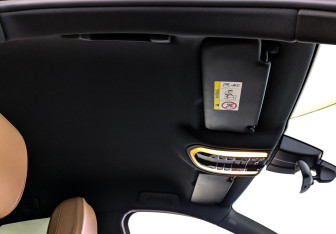 Подержанный автомобиль Porsche Macan 2019 года (24 фото)