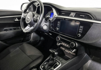 Подержанный автомобиль Kia Rio Sedan 2021 года (9 фото)