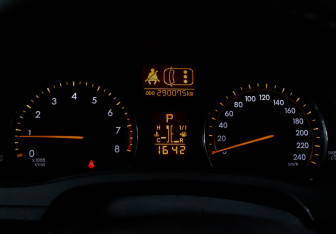 Подержанный автомобиль Toyota Avensis Wagon 2011 года (11 фото)