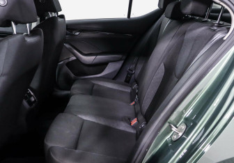 Подержанный автомобиль Skoda Octavia Liftback 2020 года (10 фото)