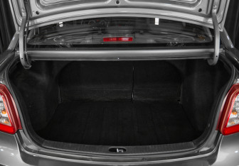 Подержанный автомобиль Kia Rio Sedan 2010 года (6 фото)