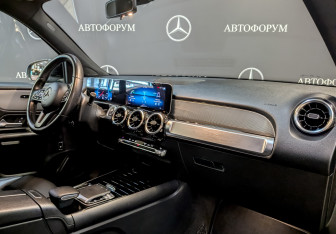 Подержанный автомобиль Mercedes-Benz GLB 2020 года (11 фото)