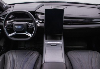 Подержанный автомобиль Geely Preface 2024 года (13 фото)