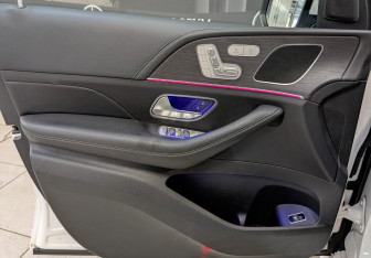 Подержанный автомобиль Mercedes-Benz GLE 2021 года (19 фото)