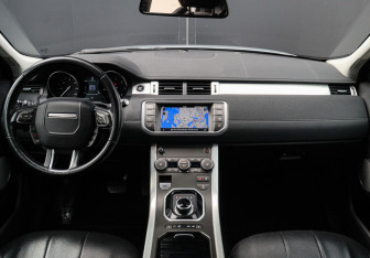 Подержанный автомобиль Land Rover Range Rover Evoque 2017 года (9 фото)