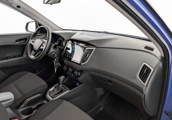 Подержанный автомобиль Hyundai Creta 2019 года (11 фото)